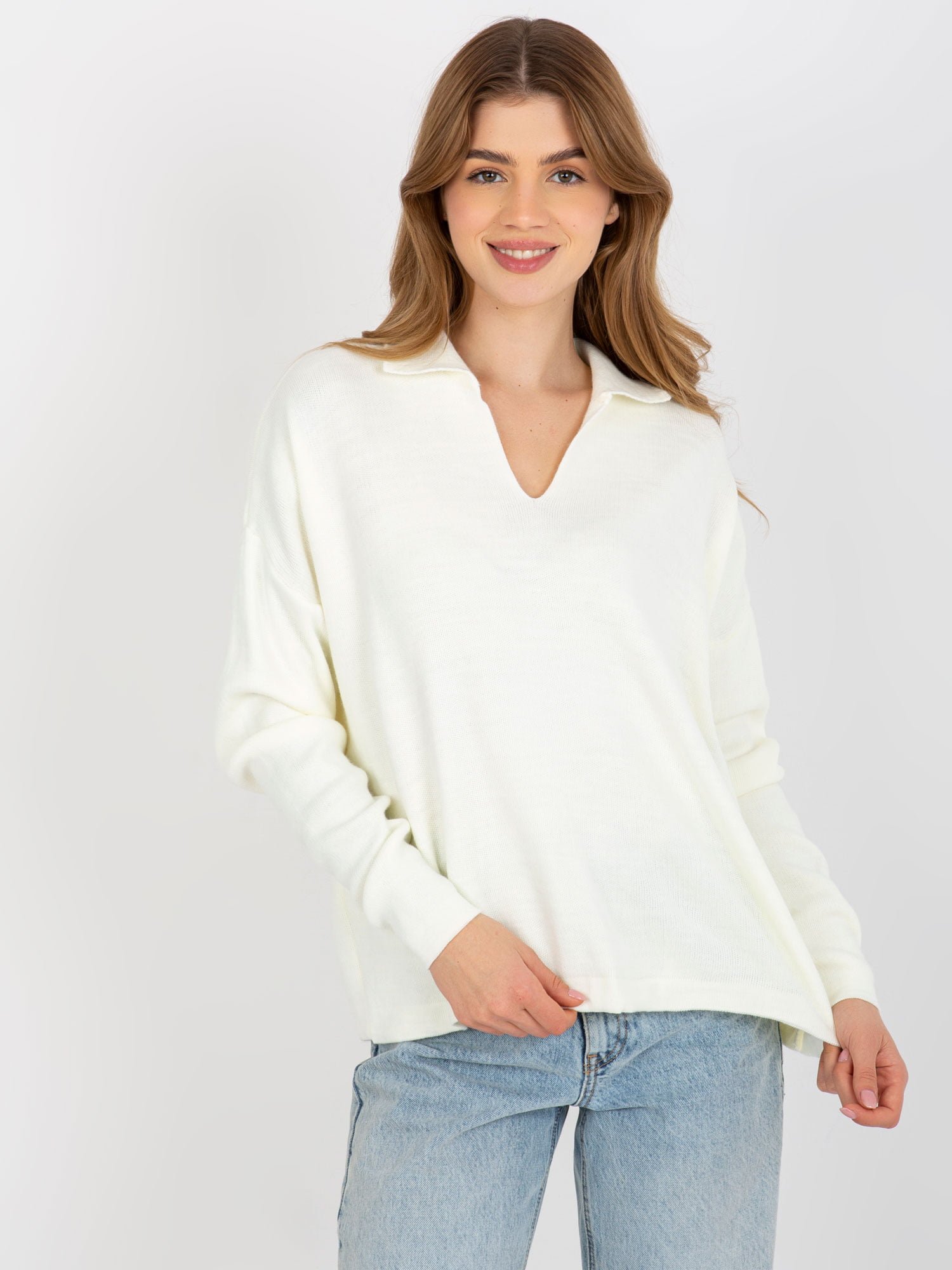 Pulover oversize cu guler ecru - imagine 4
