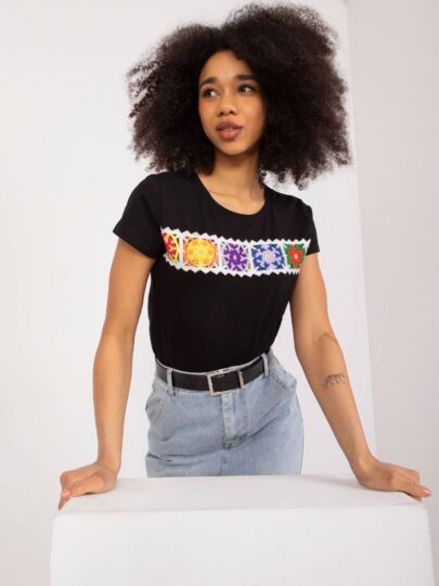 Tricou cu broderie colorata